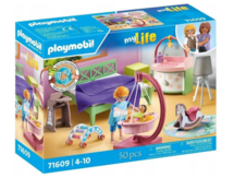 Спальня с детским игровым уголком